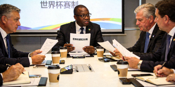 国际足联官员讨论世界杯赛制